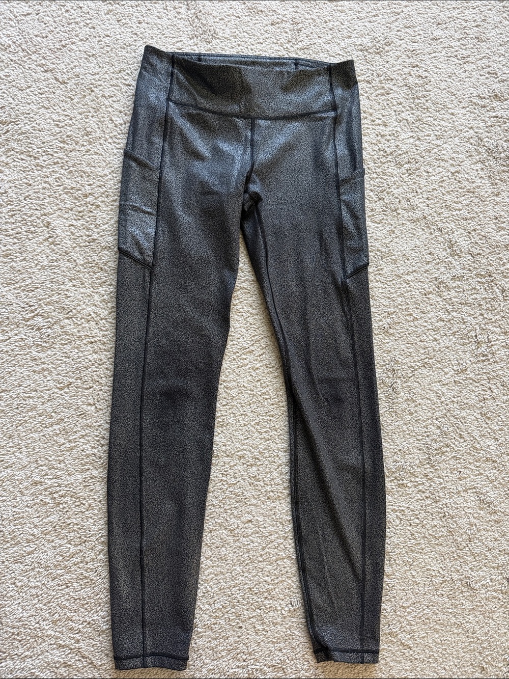 Lululemon Size 8 Black Metallic Shimmer Leggings
